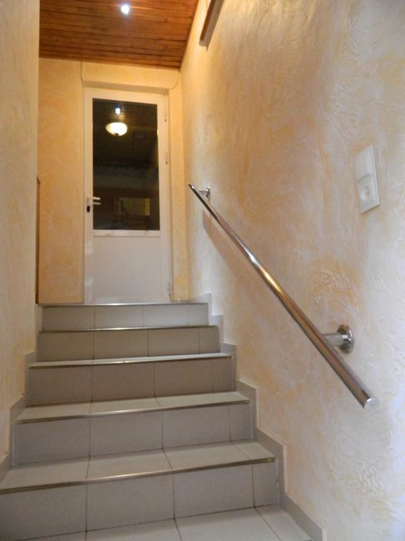 Bazar Motel Chisinau Bagian luar foto