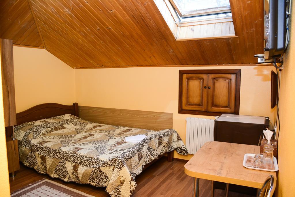 Bazar Motel Chisinau Bagian luar foto