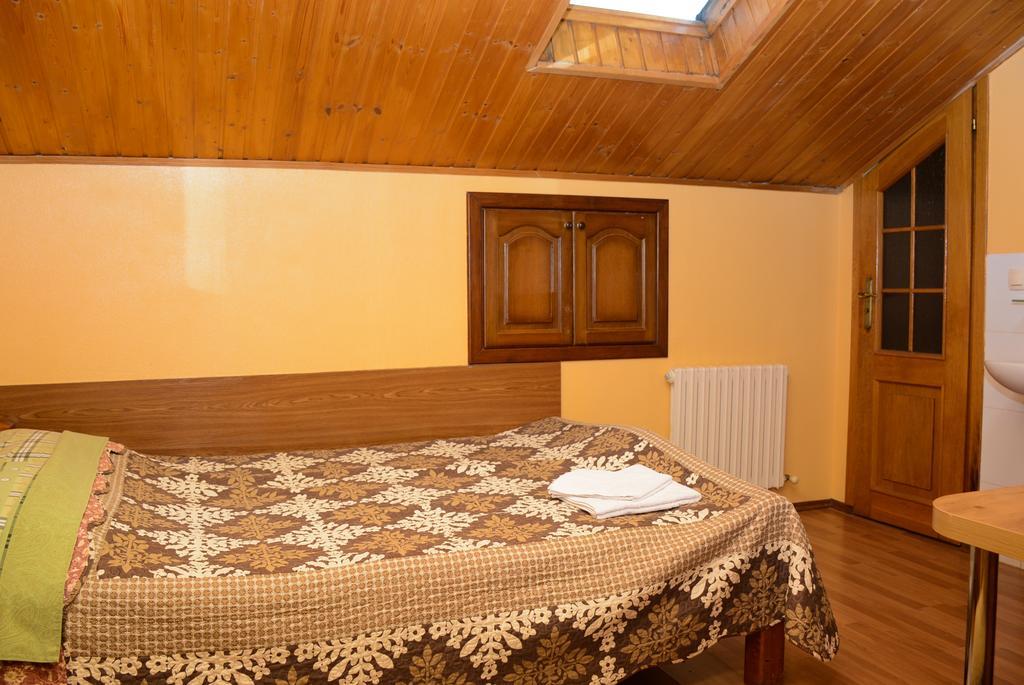 Bazar Motel Chisinau Bagian luar foto