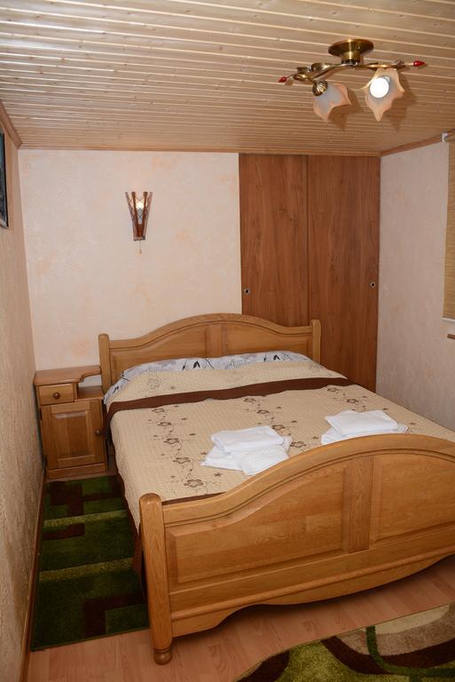 Bazar Motel Chisinau Bagian luar foto