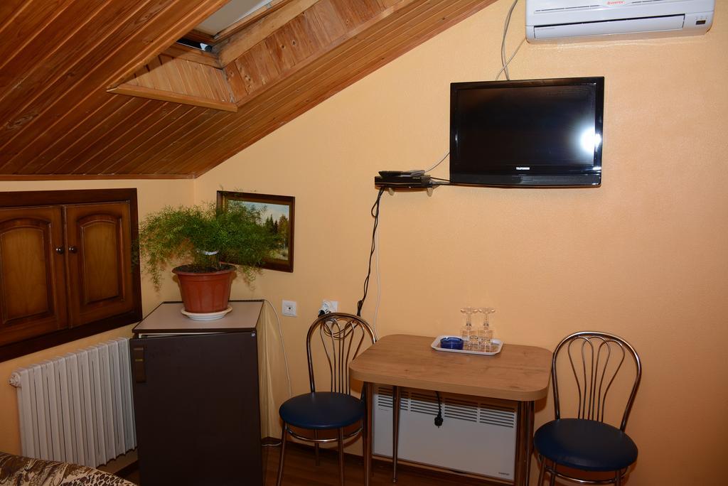 Bazar Motel Chisinau Bagian luar foto
